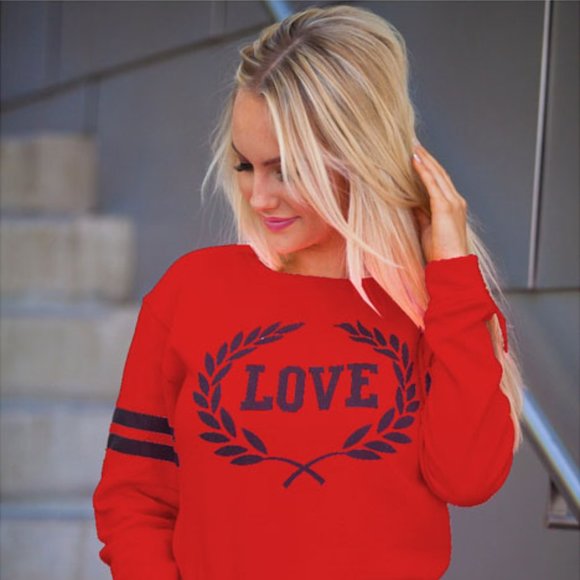 Women's Long Sleeve Round Neck Red Sweater - Picture 1 of 2